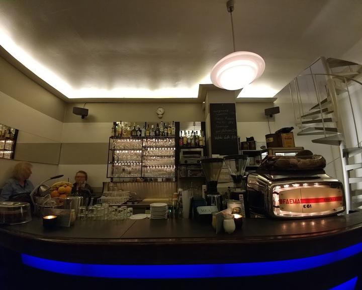 Mea Cafe Bar